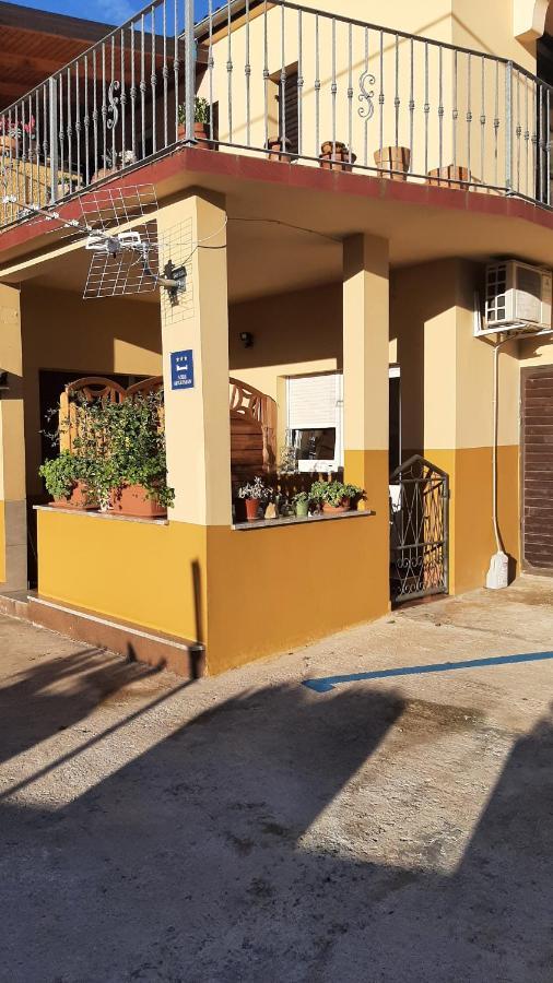Guesthouse Gasho Rijeka Eksteriør billede